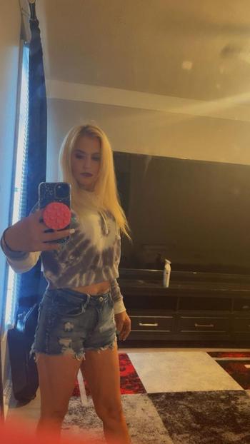 Kitty, 28  female escort, Altoona