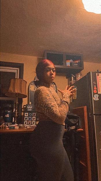 Skeigh, 25  female escort, Altoona
